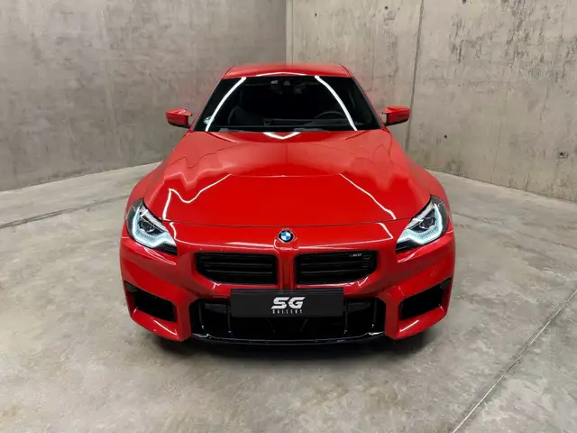 BMW M2 view 3