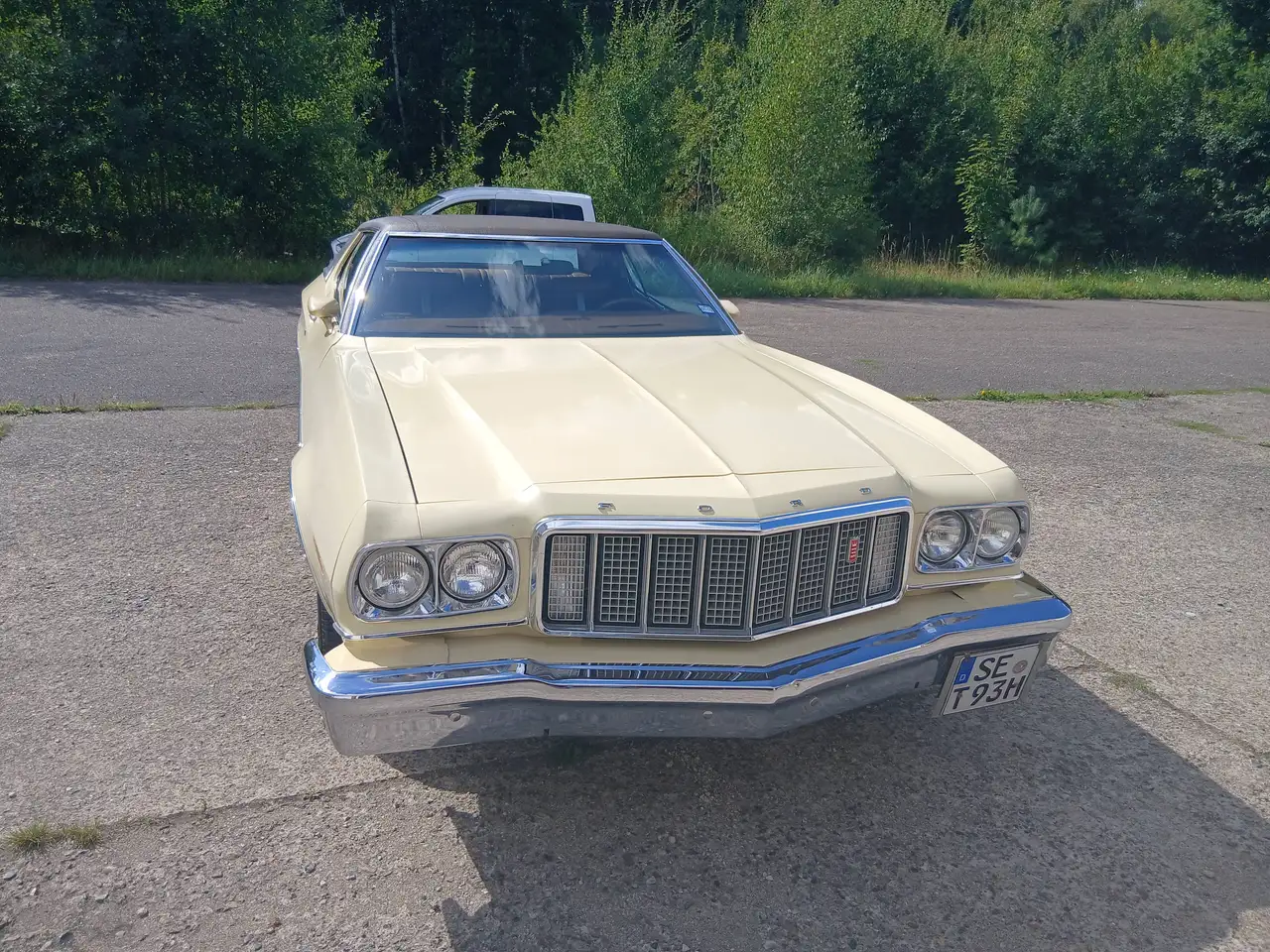Ford Torino 2 Door Hardtop, foto 1