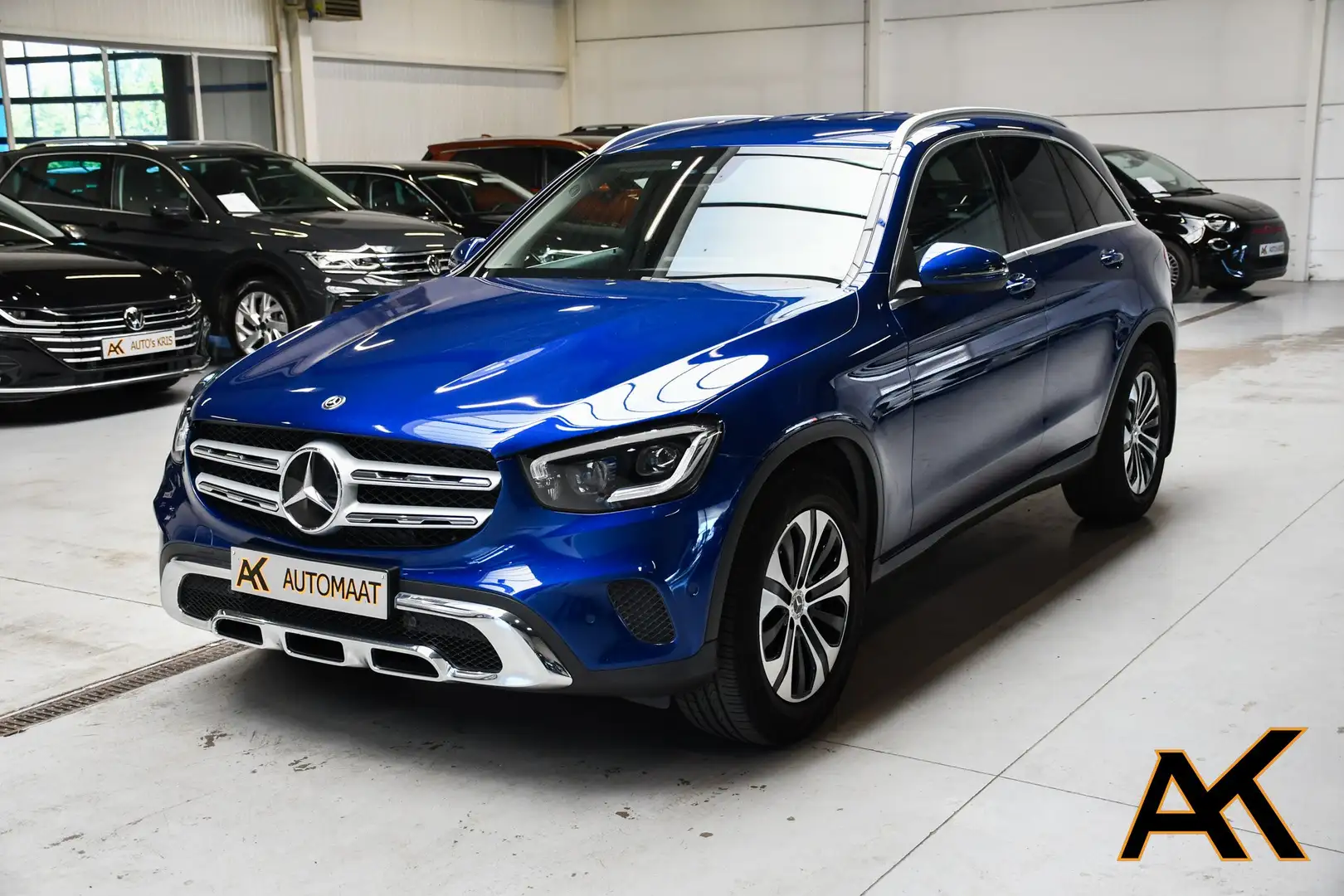 Mercedes-Benz GLC 200 d Coupé Business AMG - NAVI / CAMERA / TREKHAAK Modrá - 1
