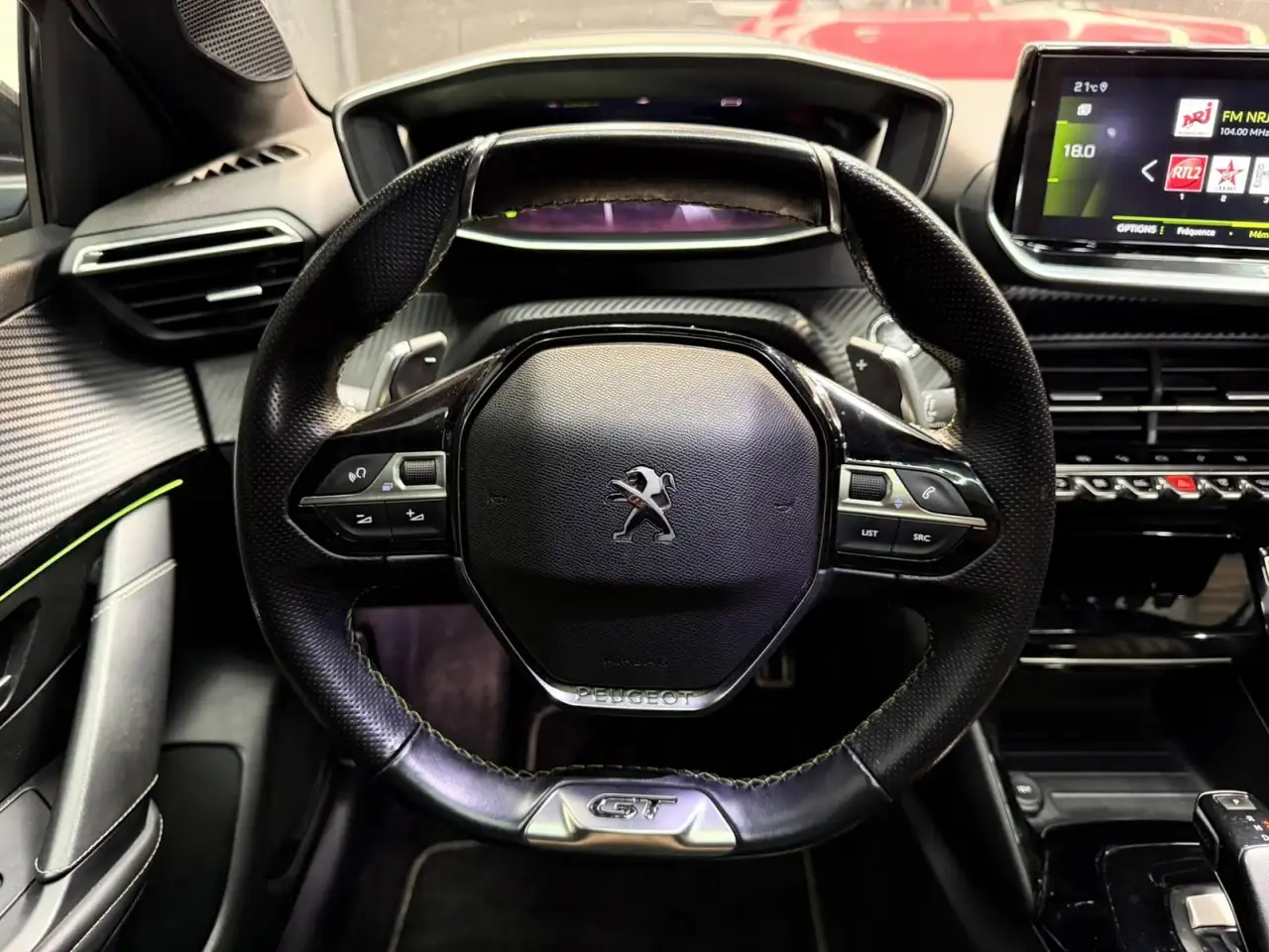 Peugeot 208 208 — photo 26