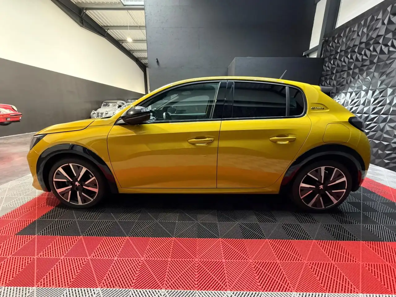 Peugeot 208 208 — photo 6