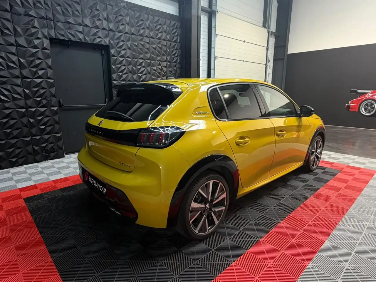 Peugeot 208 208 — photo 3