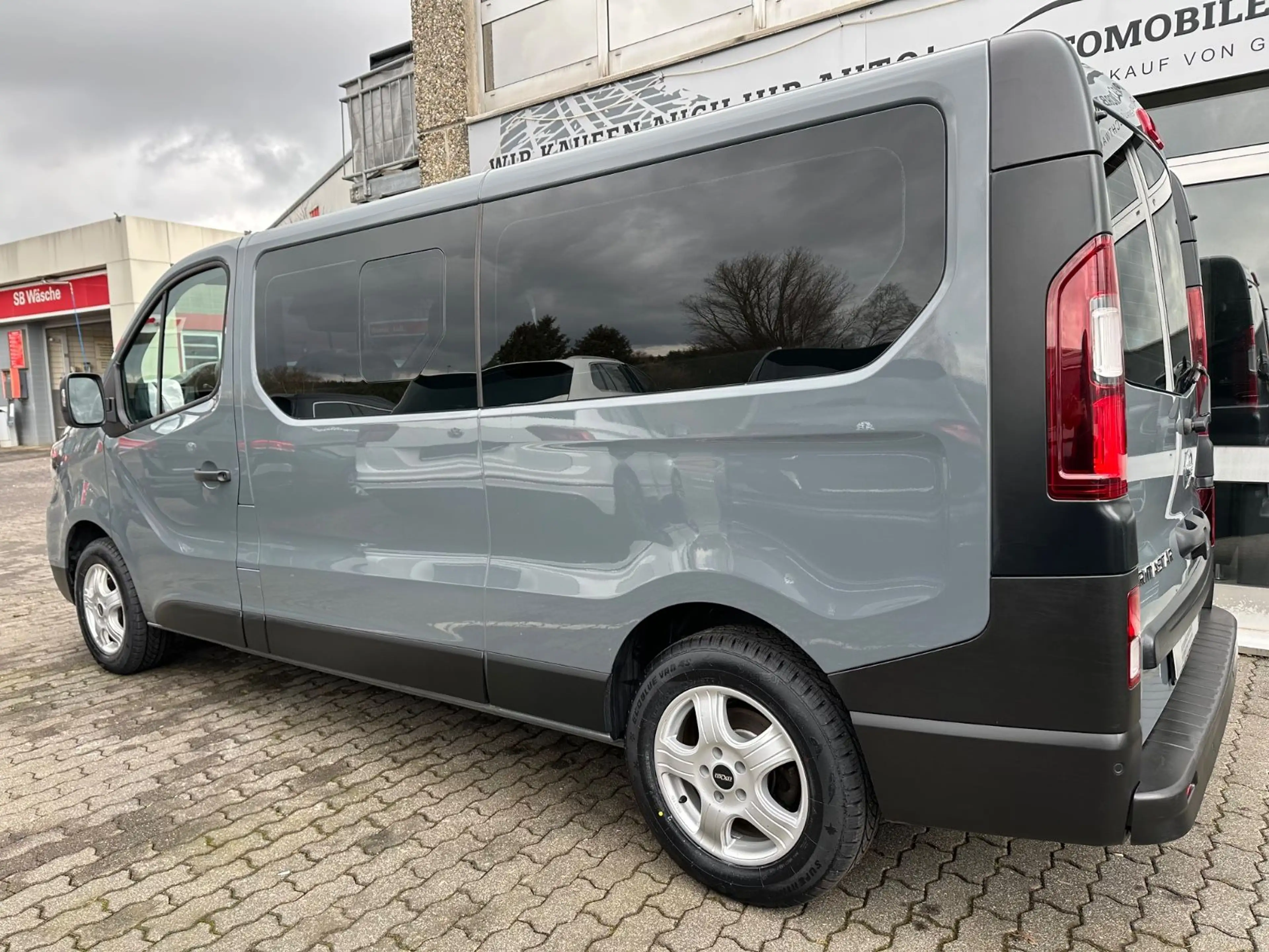 Nissan Primastar Kombi L2H1 3,0t Acenta 2.0 dCi*9SITZER — photo 6