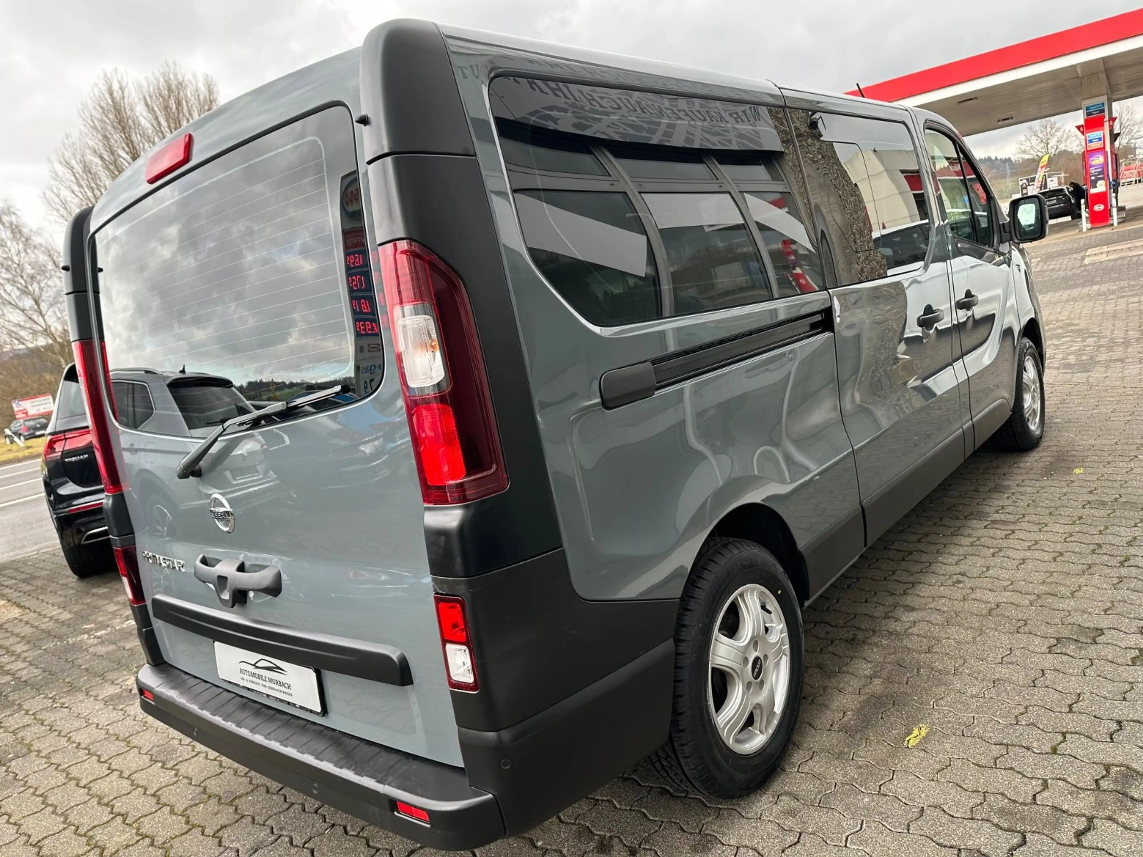 Nissan Primastar Kombi L2H1 3,0t Acenta 2.0 dCi*9SITZER — photo 10