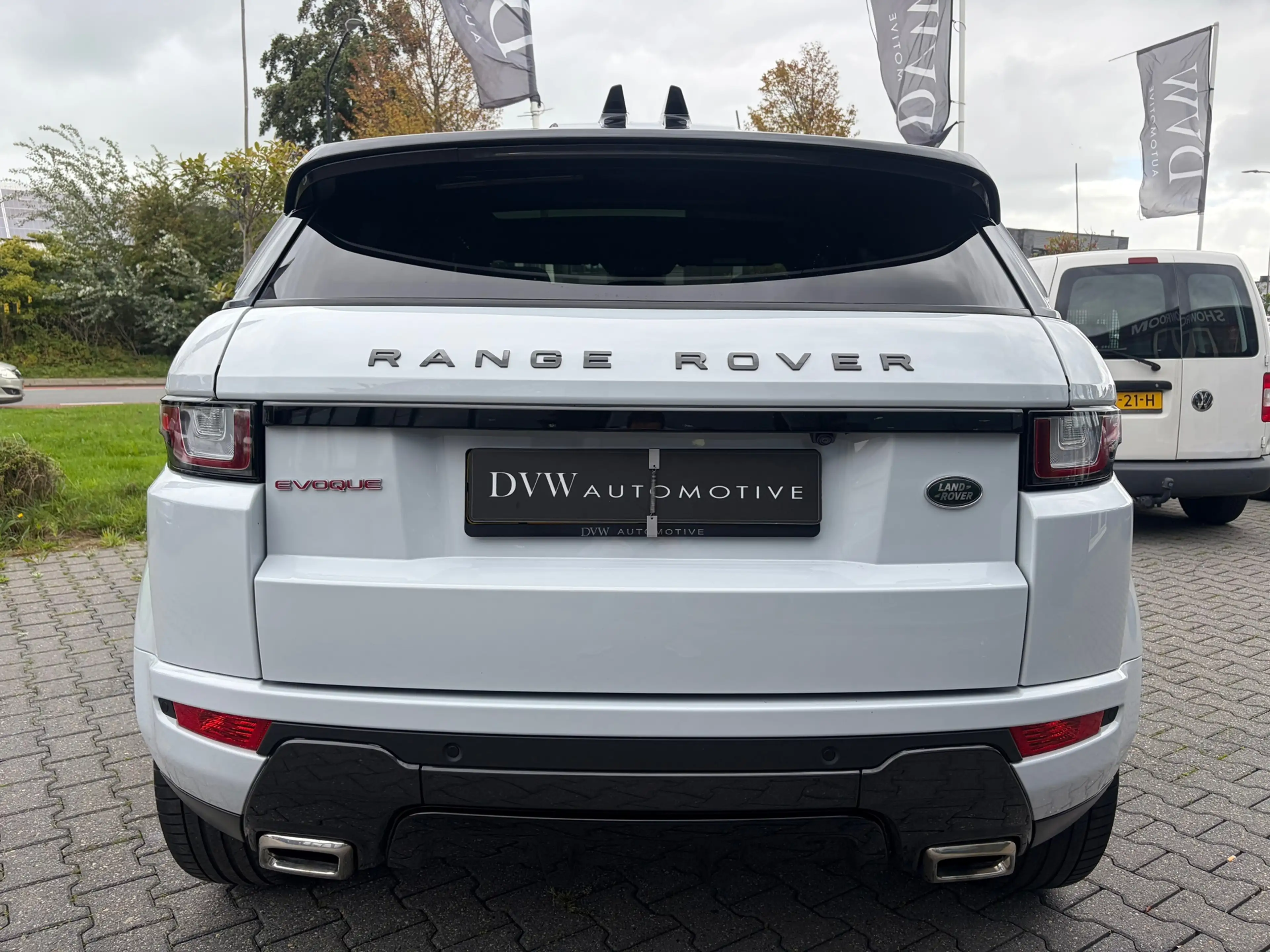 Land Rover Range Rover Evoque 2.0 TD4 HSE Dynamic — photo 3