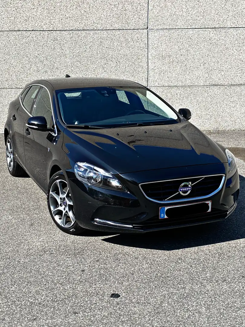 Volvo V40 D2 Ocean Race Schwarz - 1