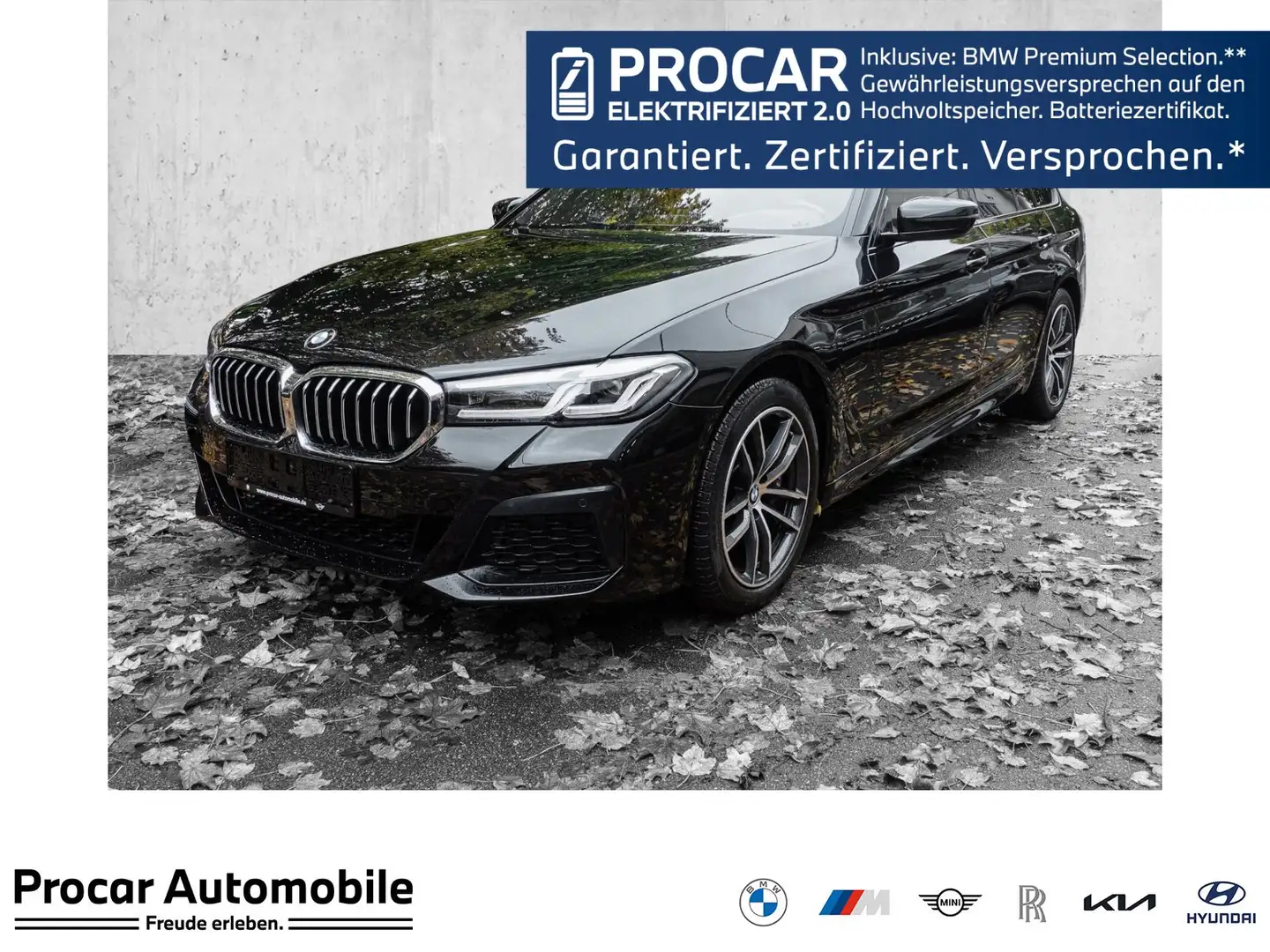 BMW 530 e xDrive Touring M Sport Aut. HUD AHK RFK NAVI LED Schwarz - 1