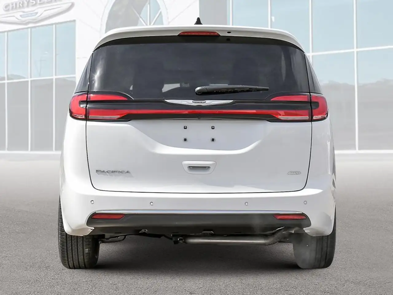 Chrysler Pacifica снимка Chrysler Pacifica