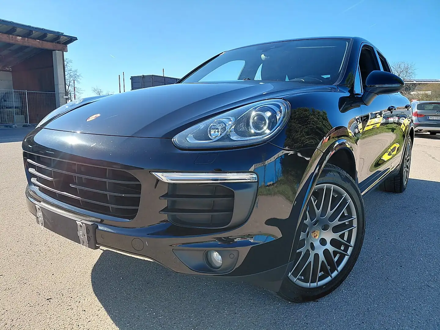 Porsche Cayenne II S PHEV Hybrid Platinum Edition Aut. Schwarz - 1