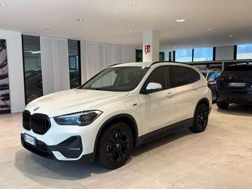 xDrive25e PHEV auto Cruise Fari LED Black Pack