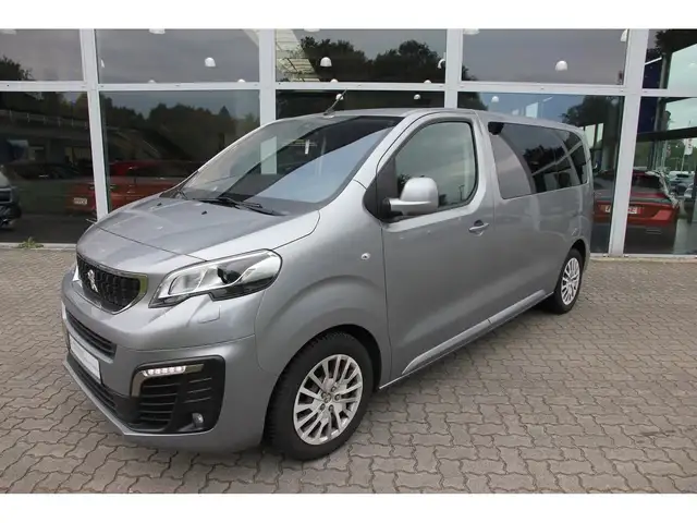 Peugeot Traveller L2 Active HDI 150 Carplay Standheizung