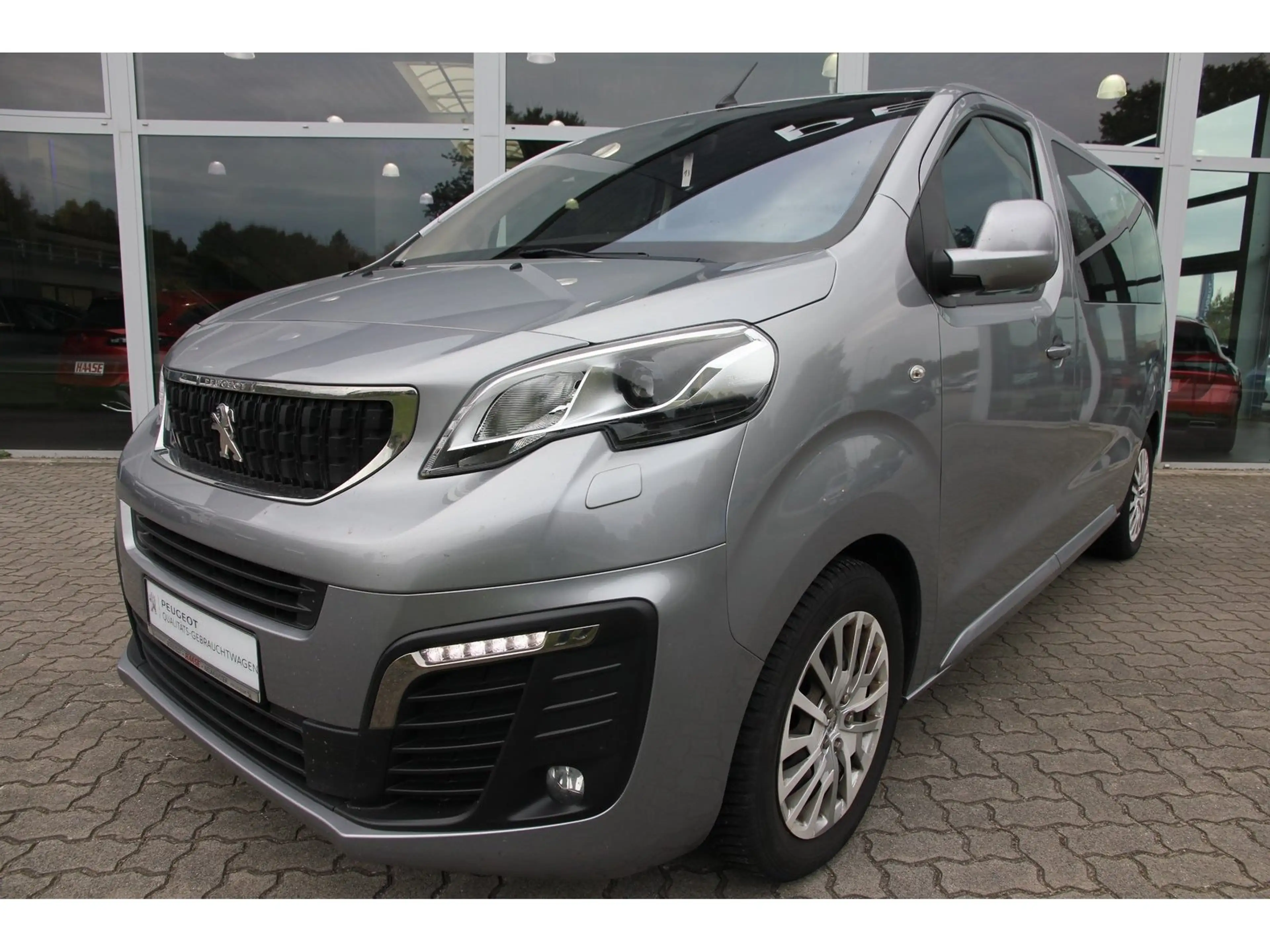 Peugeot Traveller L2 Active HDI150 Carplay Standtheizung — photo 2