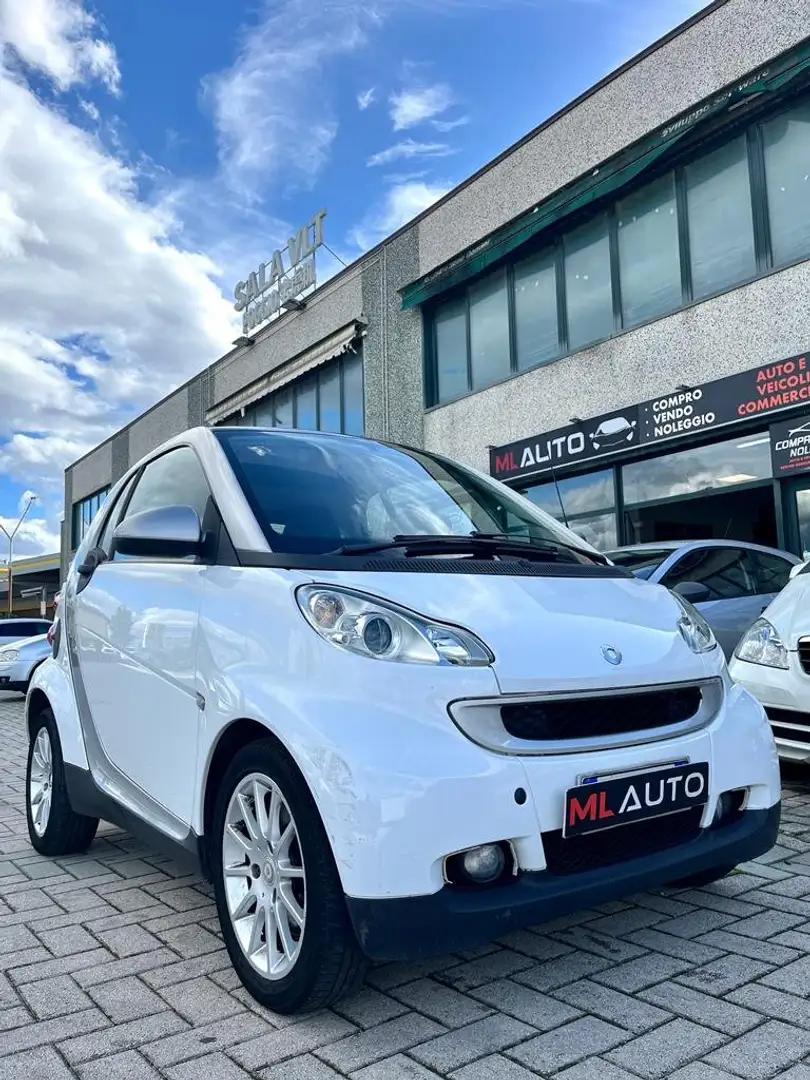 smart forTwo Fortwo 0.8 cdi Passion 45cv Bianco - 2