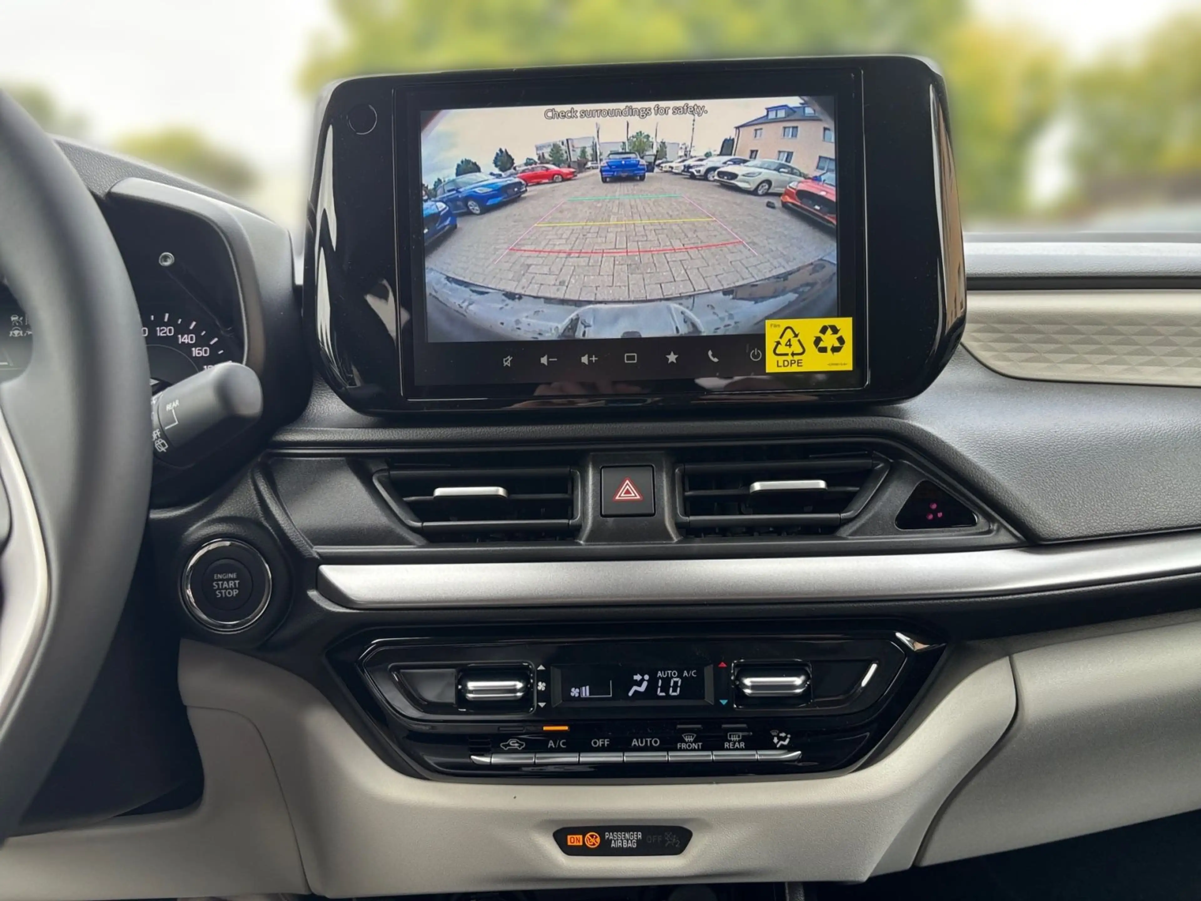 Suzuki Swift SWIFT COMFORT+ CVT HYBRID LED+ACC+NAV+KAMERA+SHZ — photo 9