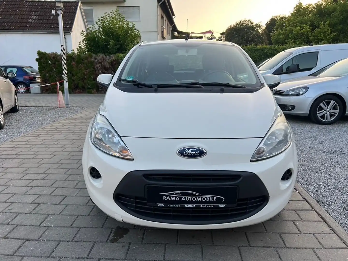 Ford Ka/Ka+ Champions Edition KLIMA SHZ 1HAND TÜV/02.2027 Blanc - 2