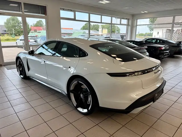 Porsche Taycan view 3