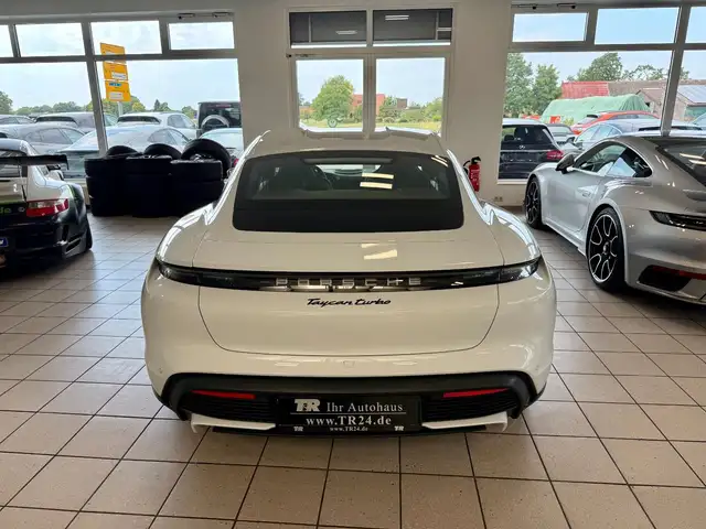 Porsche Taycan view 4