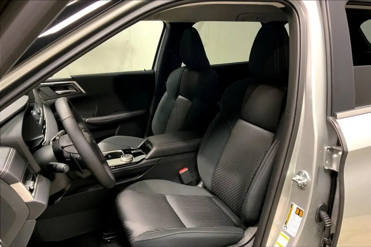 Mitsubishi Outlander снимка Mitsubishi Outlander