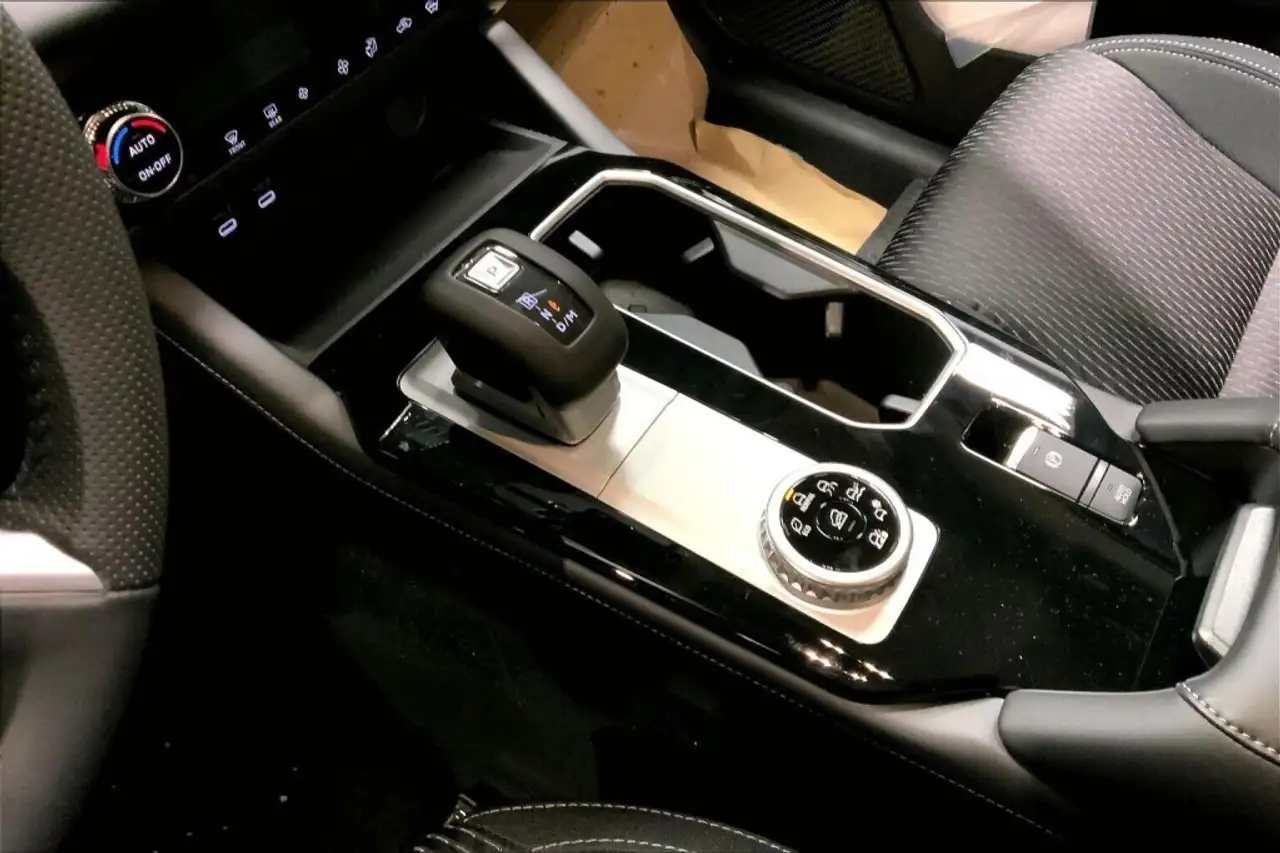Mitsubishi Outlander снимка Mitsubishi Outlander