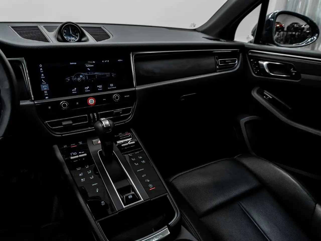 Porsche Macan снимка Porsche Macan