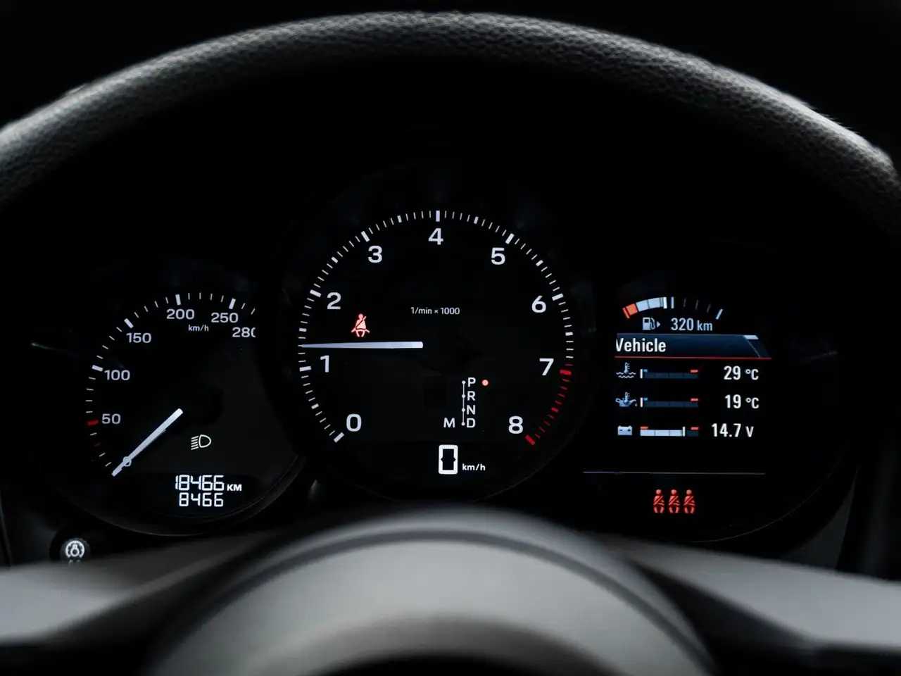 Porsche Macan снимка Porsche Macan