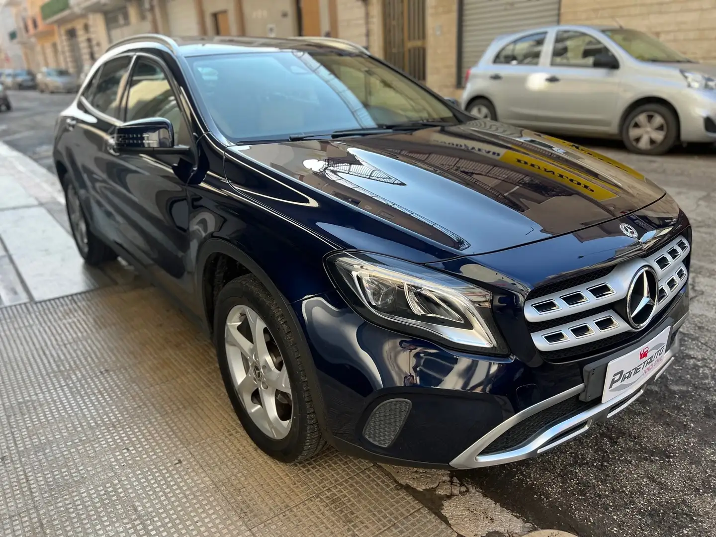 Mercedes-Benz GLA 200 d 136cv Sport LED/NAVI/PELLE/CAMERA RESTYLING!! Bleu - 1
