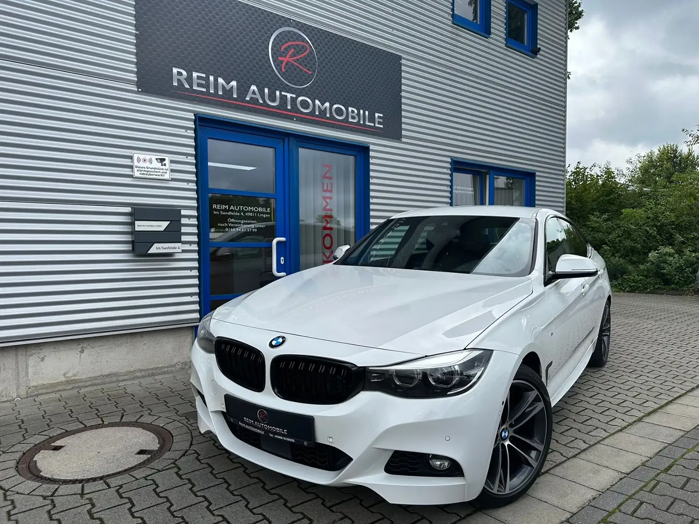 BMW 320 d  "Gran Turismo" *xDrive*M-PAKET*CAR-PLAY*KAMERA Wit - 1