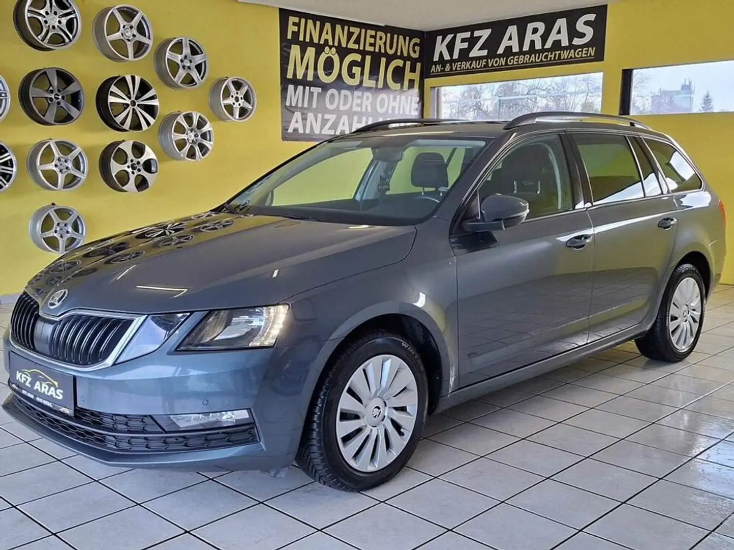 Skoda Octavia Ambition DSG, TOP ZUSTAND, NAVI, PDC Grau - 1