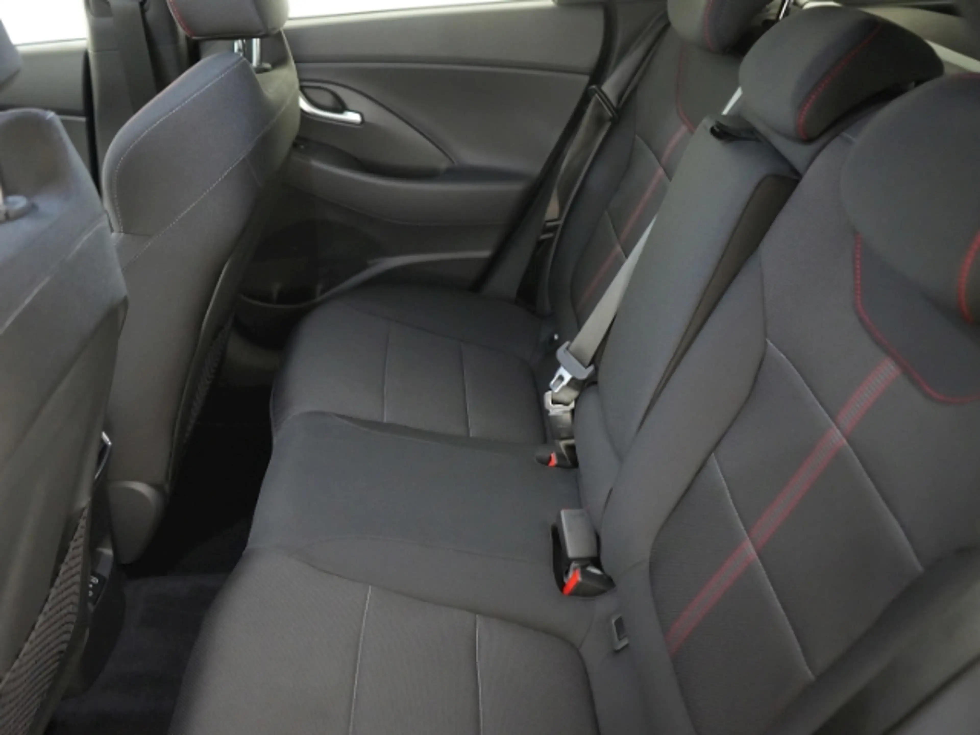 Hyundai i30 FACELIFT T-GDI N-LINE DCT+VOLL LED+NAVI+RÜCKFAHRKA — photo 11