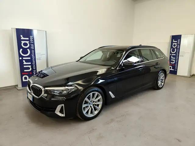 BMW 530 e xDrive Touring Luxury auto Pelle Adap.Cruise 18”