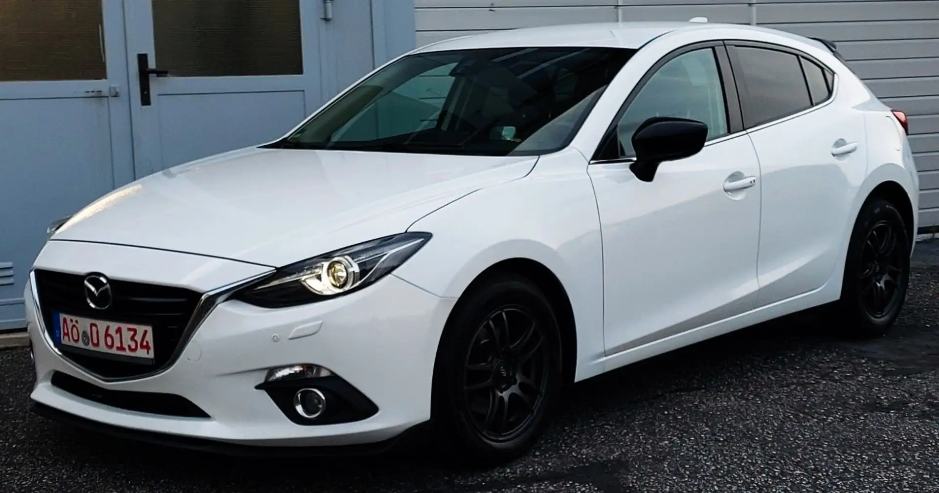 Mazda 3 Lim. Sports-Line SPRINGT NICHT MEHR AN !!! Wit - 1