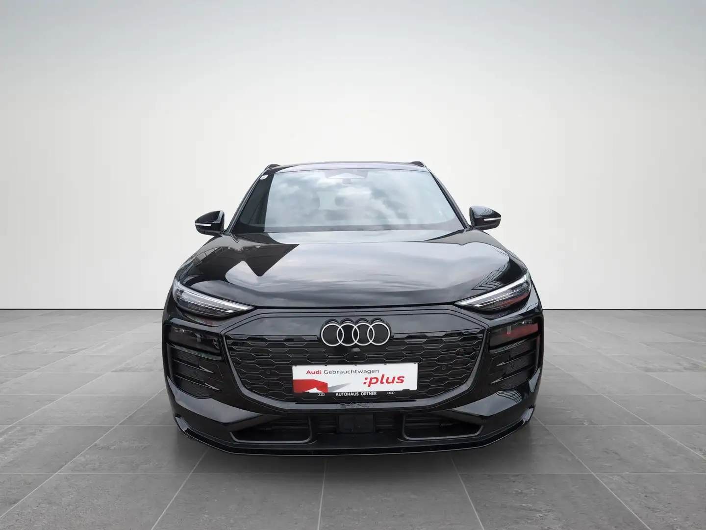 Audi Q6 e-tron e-tron quattro Schwarz - 2