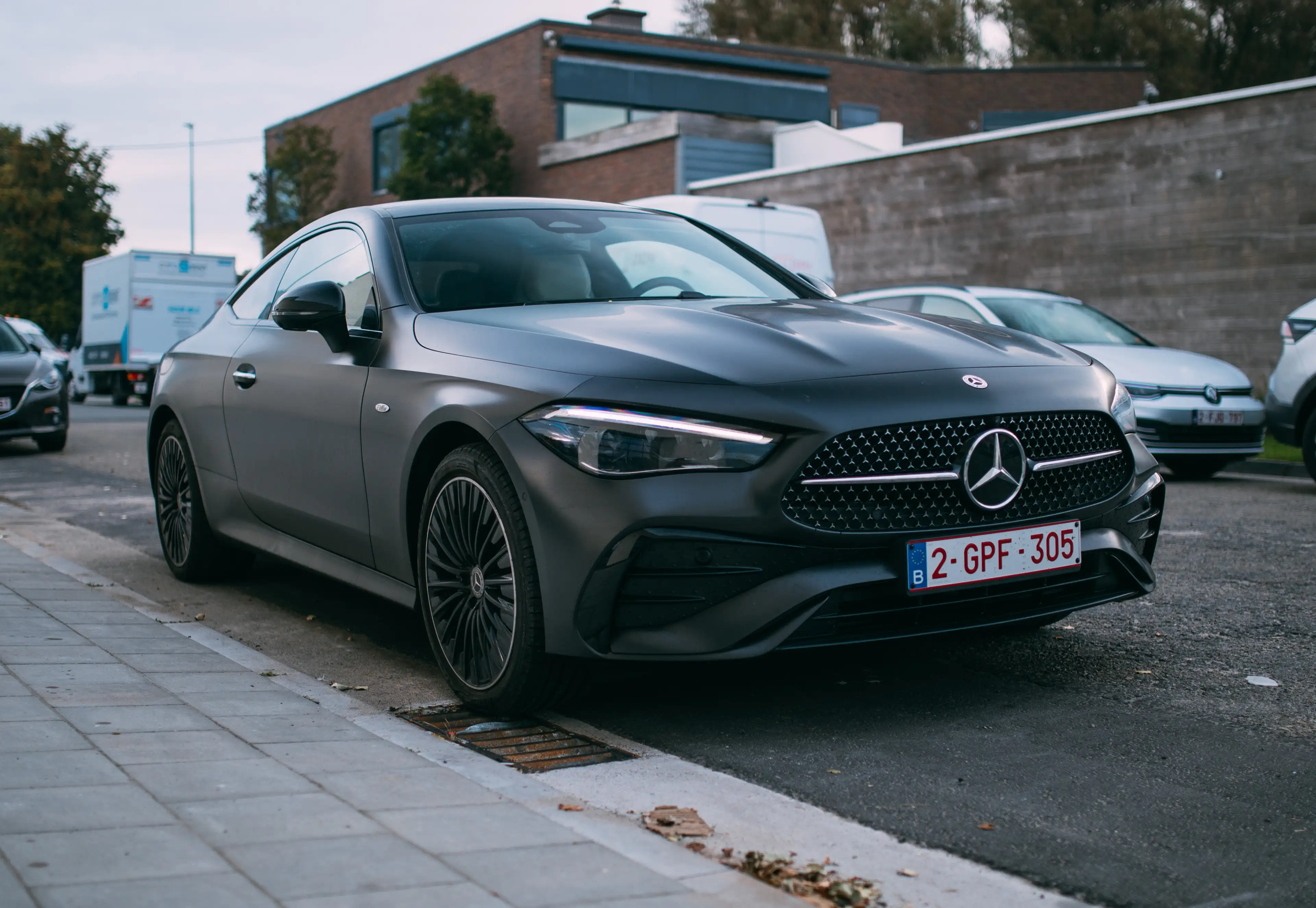 Mercedes-Benz CLE 300 CLE 300 e Coupe 9G-TRONIC Edition AMG Line — photo 3