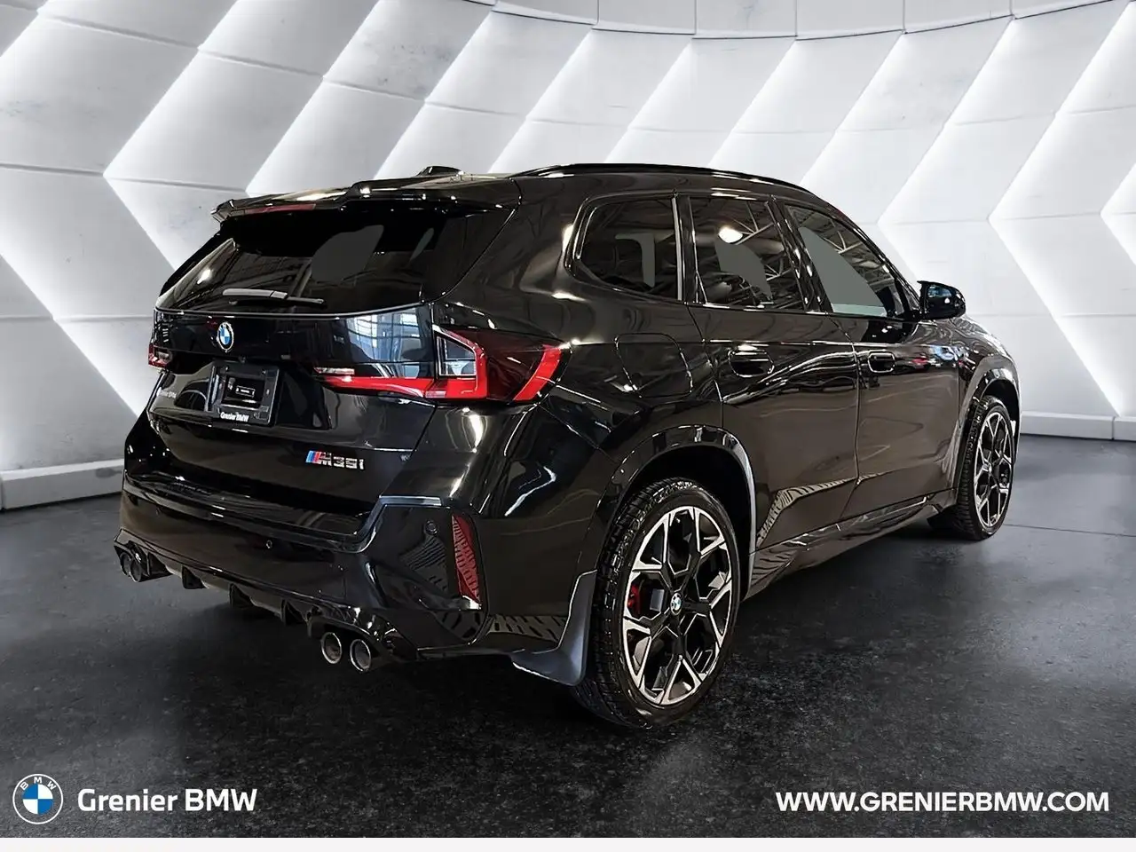 BMW X1 снимка BMW X1