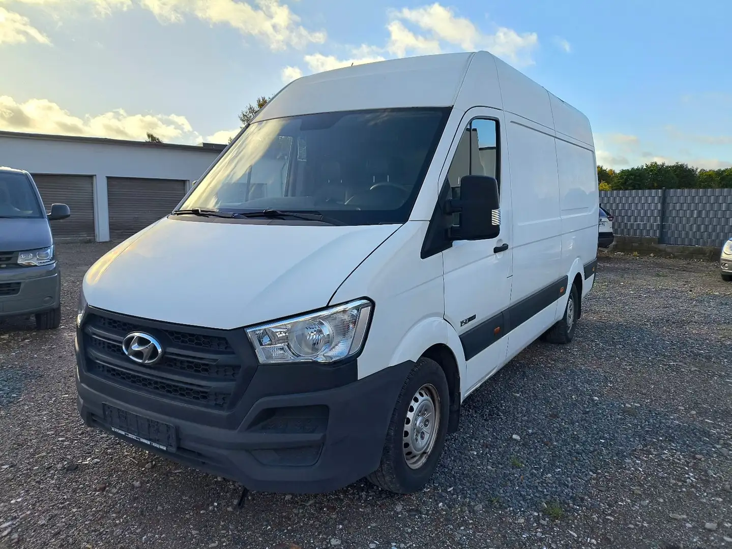 Hyundai H 350 Kasten L3H2 Profi Weiß - 2