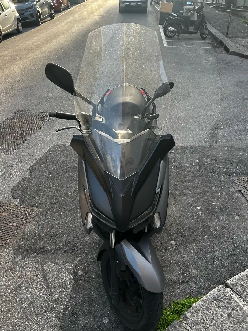 Yamaha X-Max 250 - 2