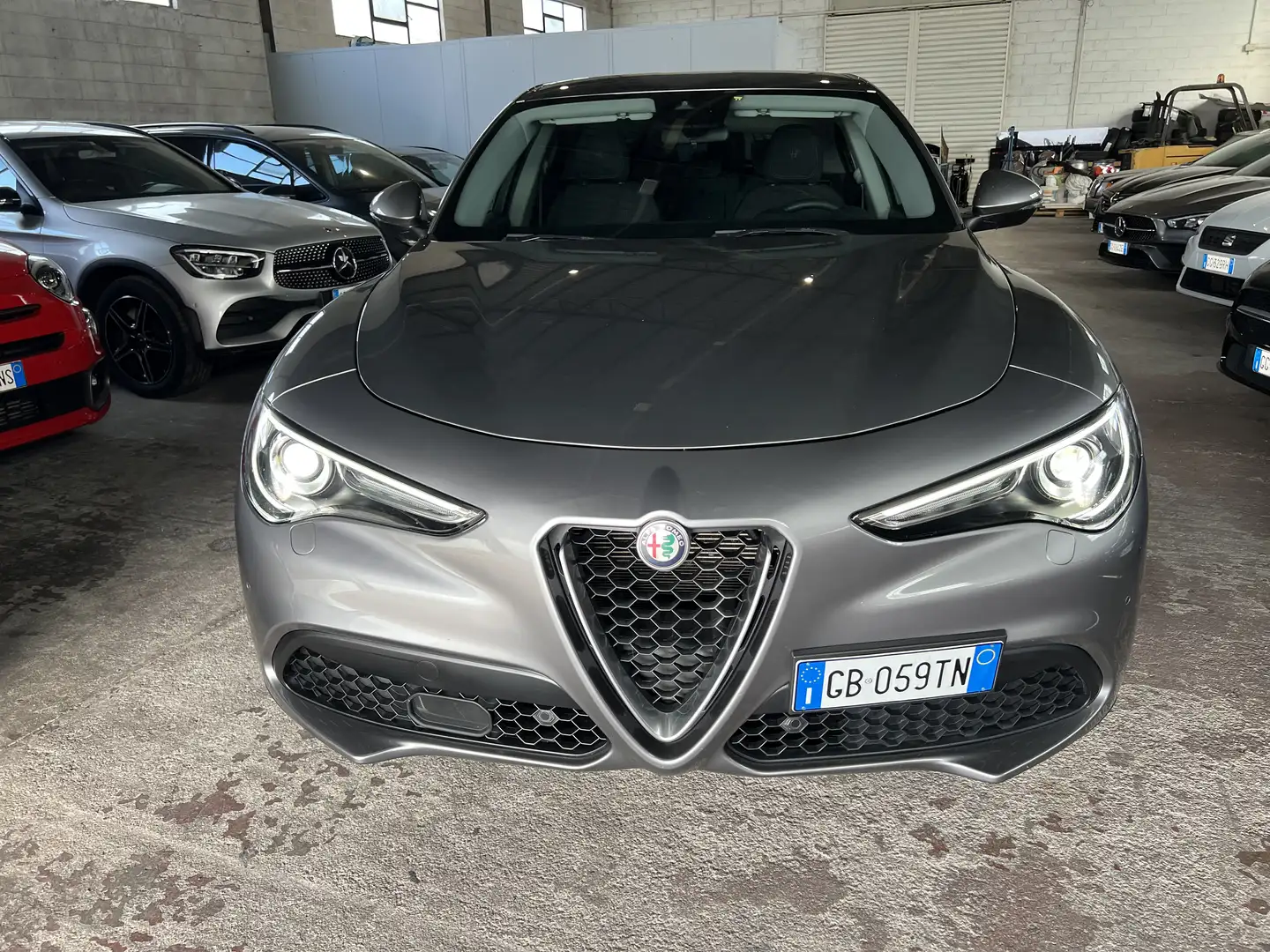 Alfa Romeo Stelvio 2.2 t Super rwd 160cv Automatico iva esposta Grigio - 2