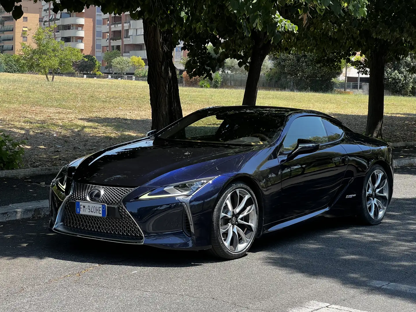 Lexus LC 500h Sport + Blue - 1