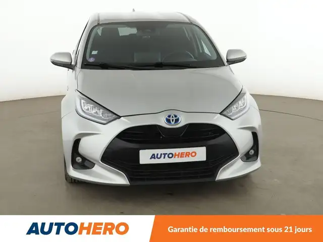 Toyota Yaris view 9
