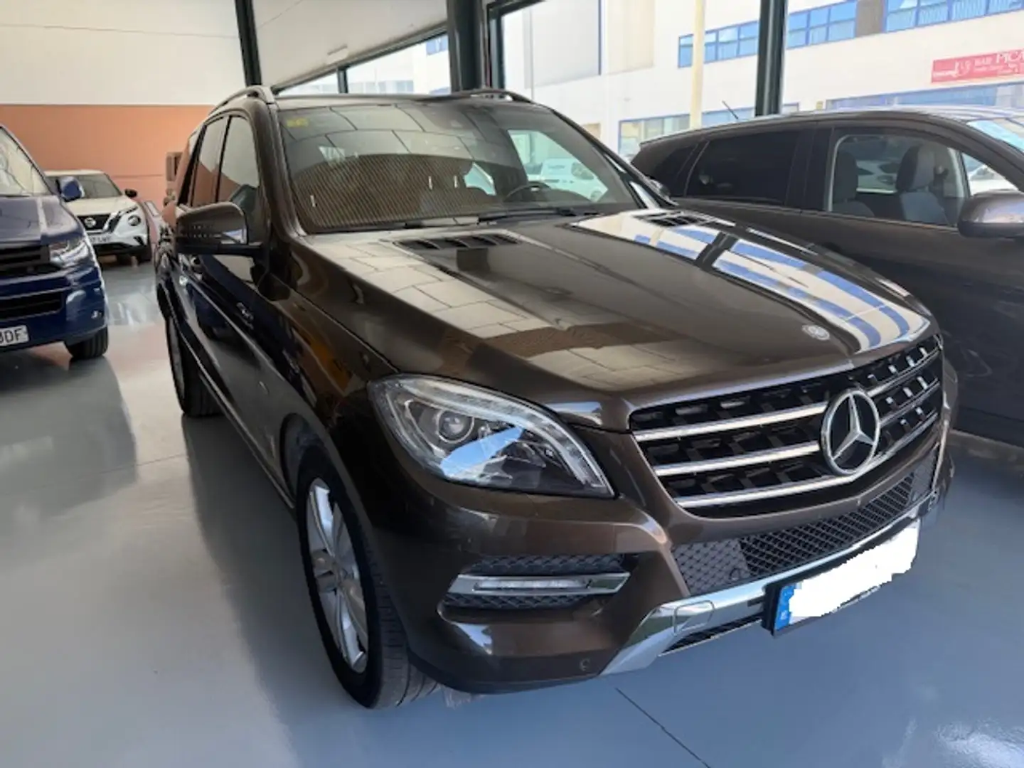 Mercedes-Benz ML 350 350CDI 4M Aut. Beige - 1