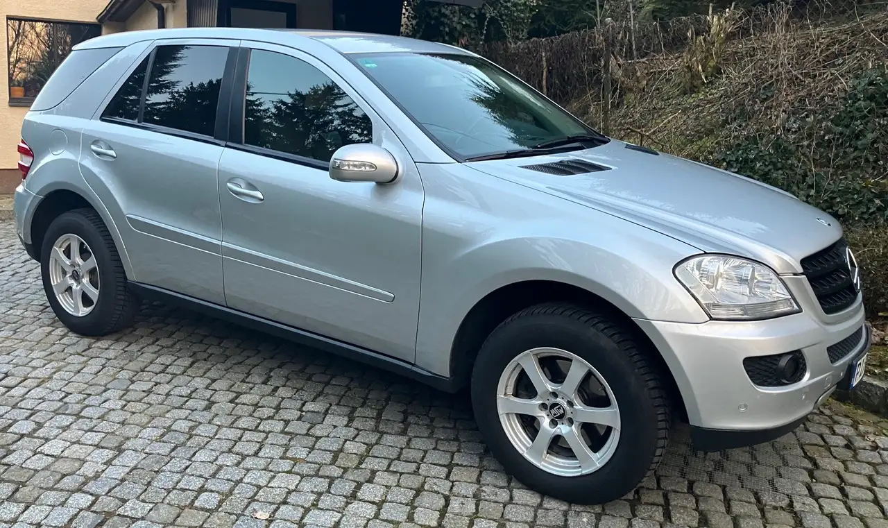 Mercedes-Benz ML 280