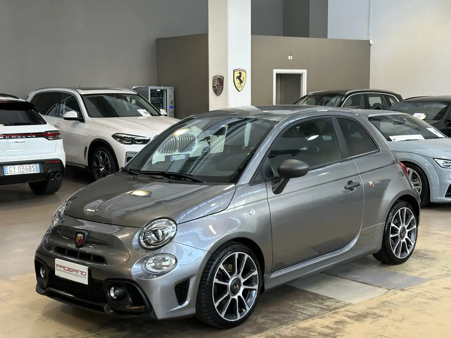 Abarth 595 Turismo 595 1.4 t-jet Turismo 165cv - 17" - Navi - Carplay Grau - 1