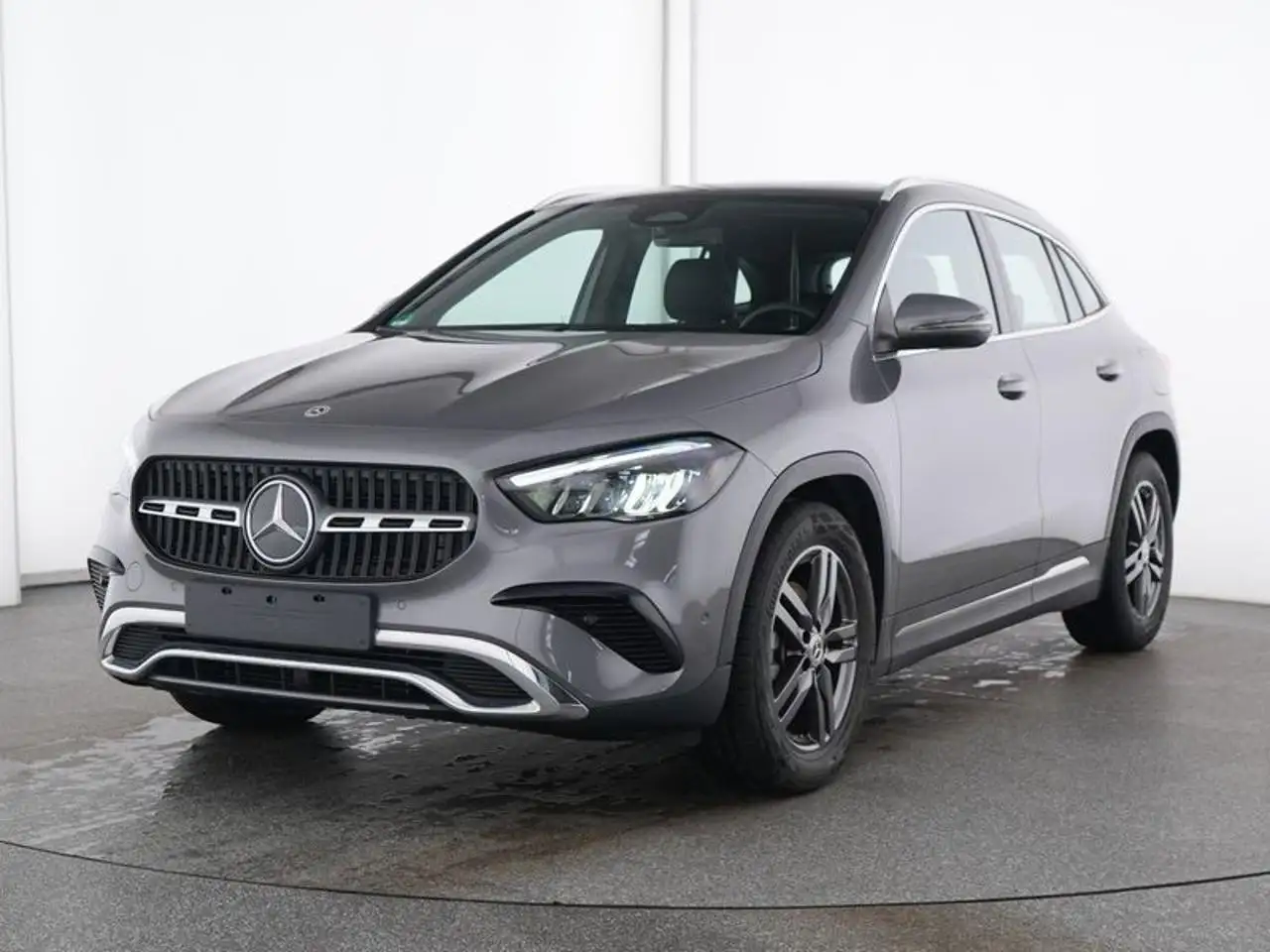 Mercedes-Benz GLA 180