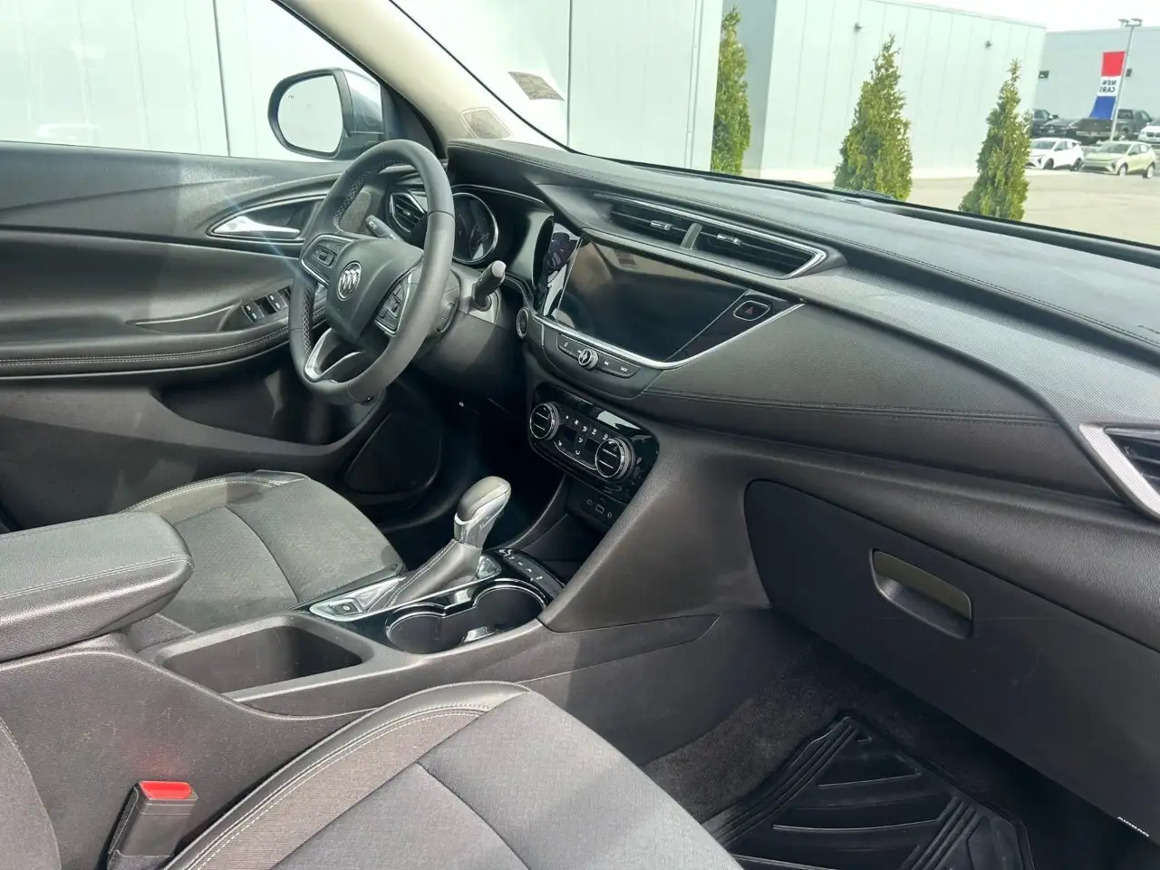 Buick Encore снимка Buick Encore