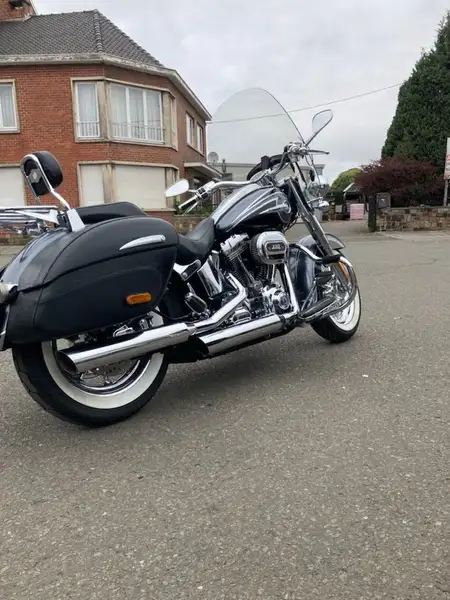 Harley-Davidson CVO Limited - foto 2