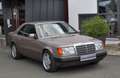 Mercedes-Benz 320 Beige - thumbnail 2