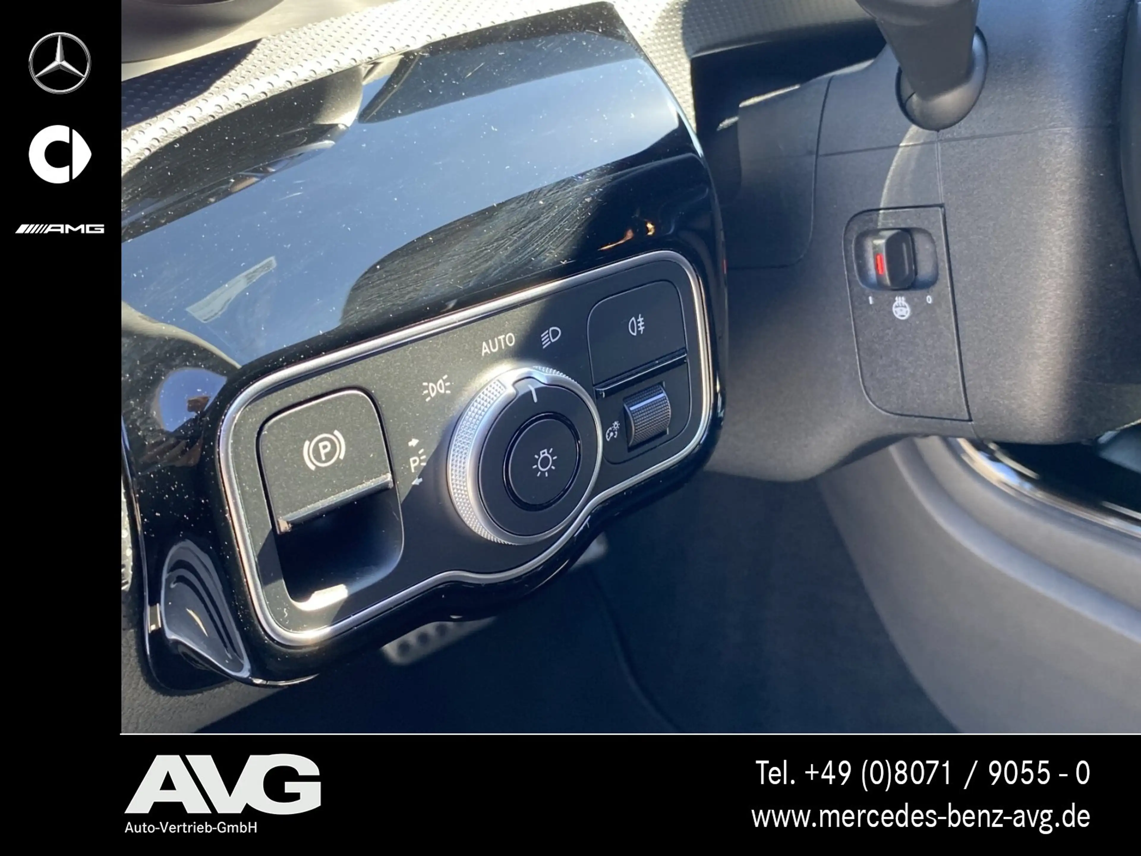 Mercedes-Benz A 35 AMG AMG A 35 4M Limousine Multibeam-LED Memory Navi — photo 14