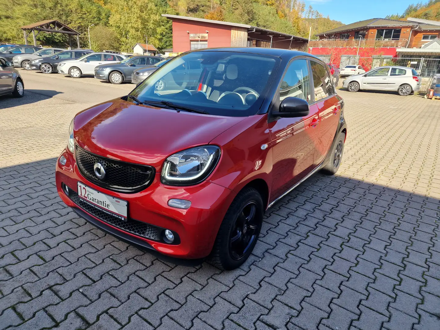 smart forFour KLIMAAUTM.-Shzg-NAVI-TEMPOMAT-WR Rot - 2