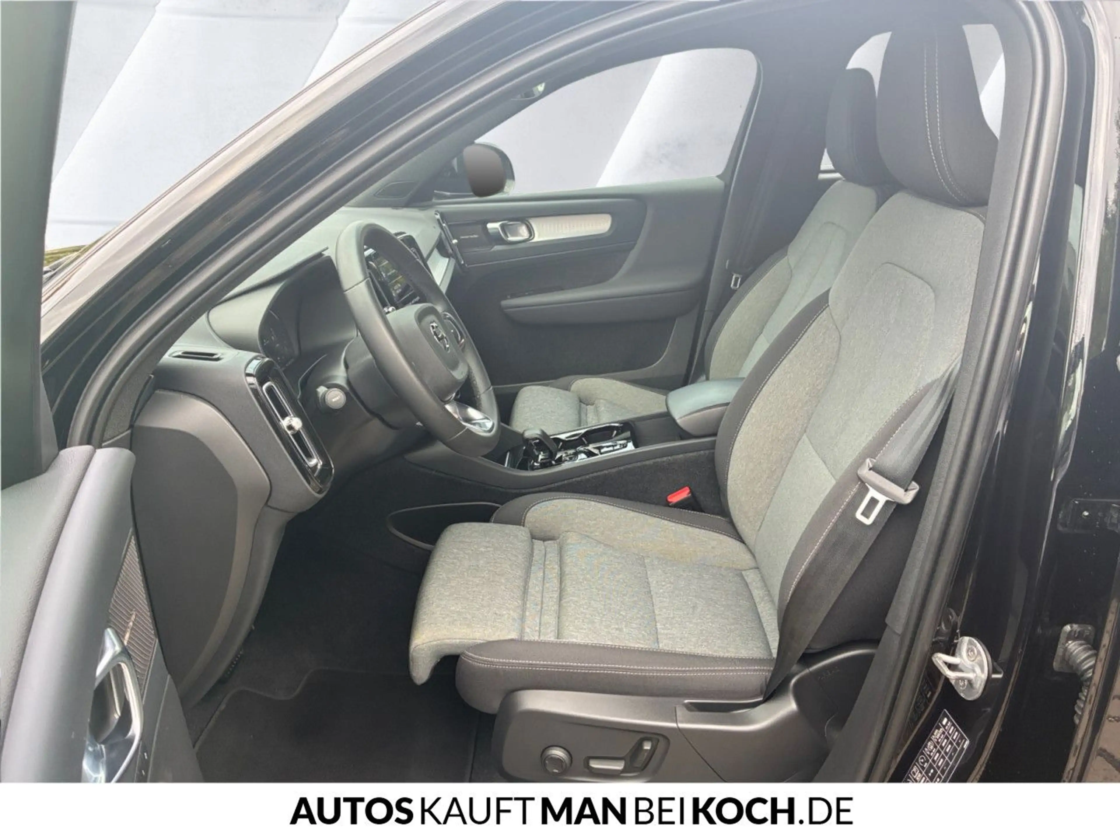 Volvo XC40 T4 Recharge Plus Bright ACC 360° H/K SHZ LED — photo 6