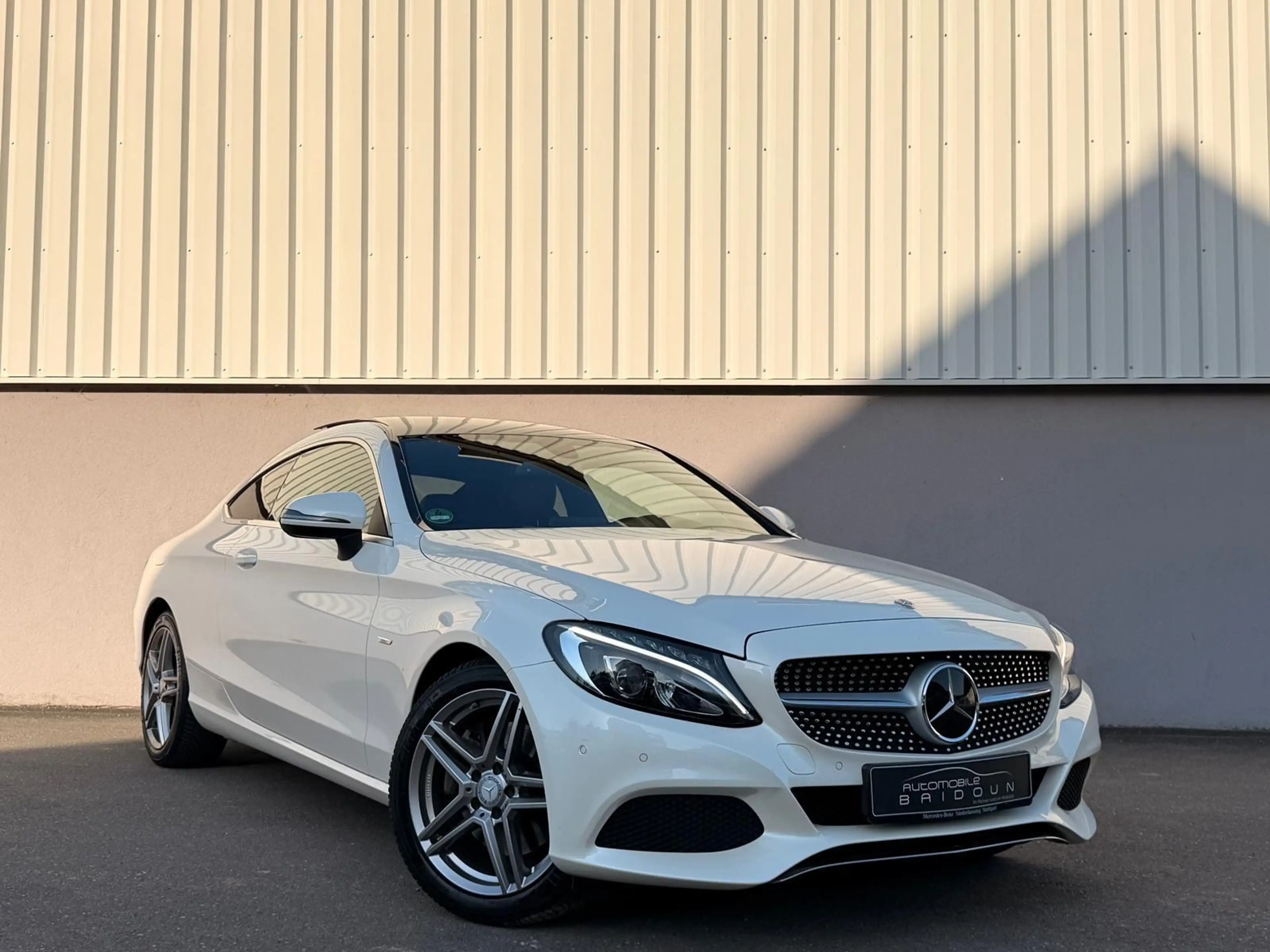Mercedes-Benz C 300 Coupe Edition 1 LED Pano Navi Kamera — photo 2